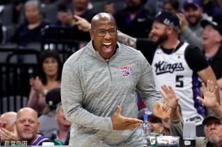 在现代篮球 在现代篮球