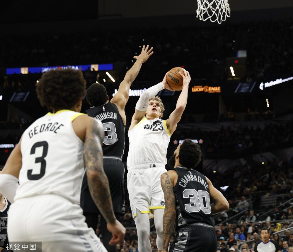 她有望在国 她有望在国